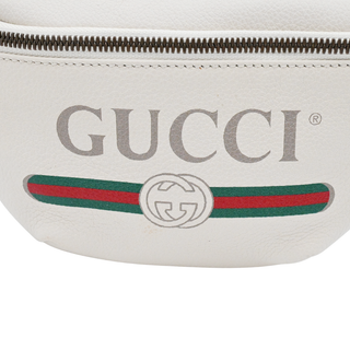 GUCCI | Small Grained Leather Logo Belt Bag