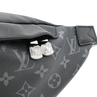 LOUIS VUITTON | Discovery Monogram Eclipse Bumbag