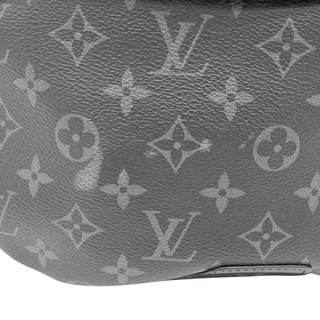 LOUIS VUITTON | Discovery Monogram Eclipse Bumbag