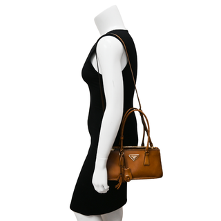 PRADA | Galleria Medium Cognac Leather Bag
