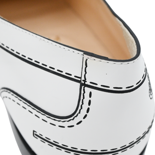 CHRISTIAN LOUBOUTIN | Mocalaureat White Leather Loafers