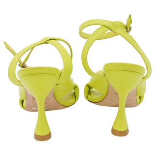 STUART WEITZMAN | Lime Playa Ankle Strap Knot Sandals