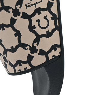 SALVATORE FERRAGAMO | Black & Neutral Gancio Logo Rubber Slides