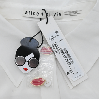 ALICE + OLIVIA | Willa 'I Am Women' Silk Blouse