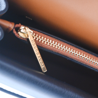 TORY BURCH | Black Leather Lee Radziwill Shoulder Bag