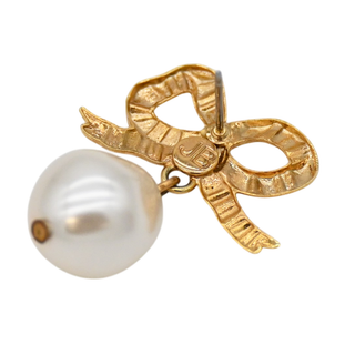 Khloe Bow Pearl Drop Earrings
