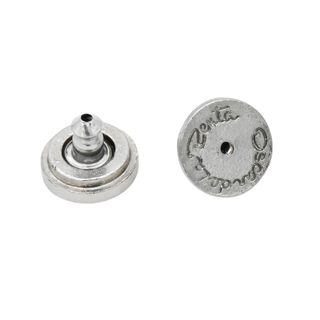 OSCAR DE LA RENTA | Crystal Flower Stud Earrings