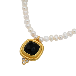 Obsidian Black Tudor Delicate Necklace