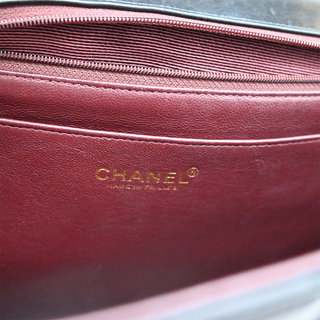 CHANEL | Quilted Jumbo Classic Single Flap Shoulder Bag
