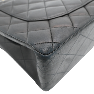 CHANEL | Quilted Jumbo Classic Single Flap Shoulder Bag
