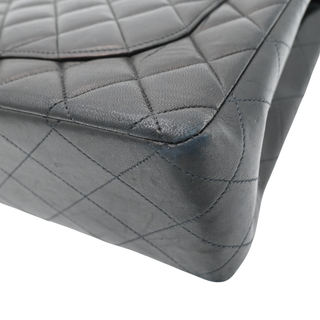 CHANEL | Quilted Jumbo Classic Single Flap Shoulder Bag