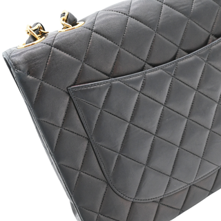 CHANEL | Quilted Jumbo Classic Single Flap Shoulder Bag
