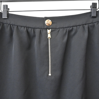 LOUIS VUITTON | Black Zip A-Line Skirt