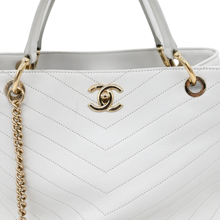White Chevron Chic Shopping Tote Bag