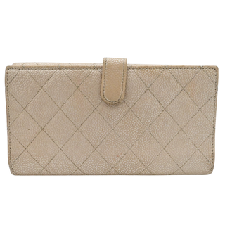 CHANEL | Nude Pearly Quilted Caviar Leather Continental Wallet
