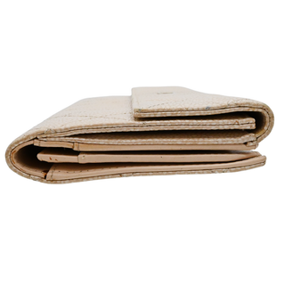 CHANEL | Nude Pearly Quilted Caviar Leather Continental Wallet