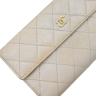 CHANEL | Nude Pearly Quilted Caviar Leather Continental Wallet