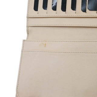 CHANEL | Nude Pearly Quilted Caviar Leather Continental Wallet