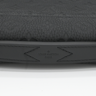 LOUIS VUITTON | Black Monogram Taurillon Leather S-Lock Briefcase
