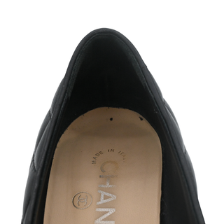 CHANEL | Black Quilted Leather Cap Toe Pumps