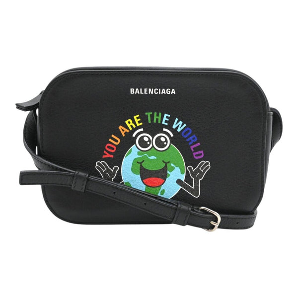 BALENCIAGA インスタカメラ ノベルティ BALENCIAGA インスタカメラ ノベルティ You Are The World Mini Camera