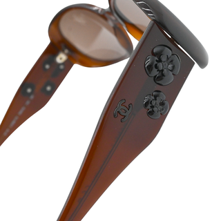 Camelia Brown Oversized Sunglasses