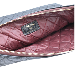 Black Caviar Quilted O-Case Zip Pouch Large