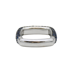 DE BOULLE | Blue Sapphire Stackable Ring