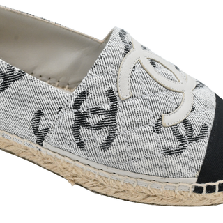 CC Logo White & Black Printed Canvas Espadrille Flats