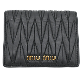 Matelassé Leather Compact Wallet