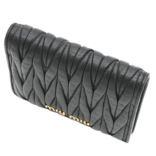 Matelassé Leather Compact Wallet
