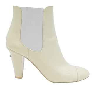 CHANEL | Off-White Interlocking CC Logo Chelsea Boots