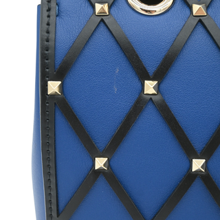 Rockstud Spike Beehive Blue Quilted Leather Shoulder Bag