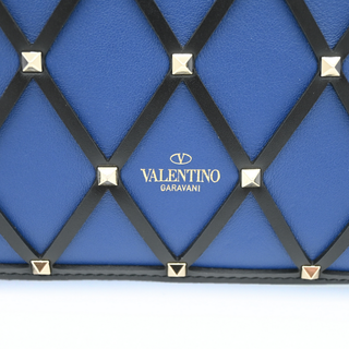 Rockstud Spike Beehive Blue Quilted Leather Shoulder Bag
