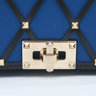 Rockstud Spike Beehive Blue Quilted Leather Shoulder Bag
