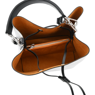 White Epi Néonoé MM Bucket Bag
