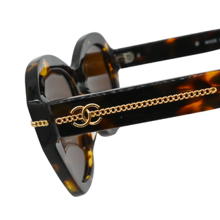Polarized Tortoiseshell Chain CC Sunglasses