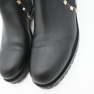 Rockstud Leather Chelsea Boots