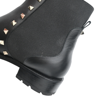 Rockstud Leather Chelsea Boots