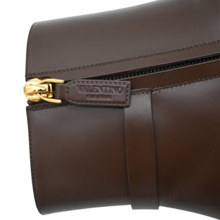 VLogo Signature Leather Zip Ankle Heeled Booties