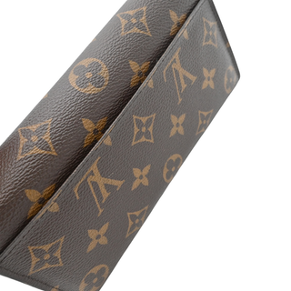 LOUIS VUITTON | Monogram Sarah Wallet