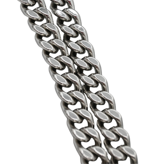 SAINT LAURENT | Light Gray Chevron Quilted Envelope Chain Shoulder Bag