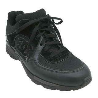 CHANEL | CC Logo Mixed-Material Sneakers