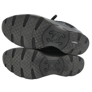 CC Logo Mixed-Material Sneakers