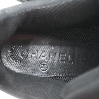 CHANEL | CC Logo Mixed-Material Sneakers