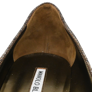 MANOLO BLAHNIK | Hangisi Glitter Crystal Buckle Pumps