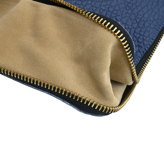 AMPERSAND AS APOSTROPHE | Blue Standard Buffalo Parcel Bag