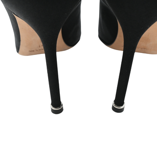 MANOLO BLAHNIK | Hangisi Crystal Buckle Satin Pumps