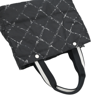Travel Line Quilted Nylon Tote Bag