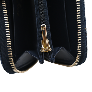 CHANEL | Dark Blue Denim Classic Zipped Coin Purse Spring 2026
